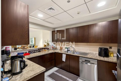 Apartment in The Crescent, Palm Jumeirah, Dubai 3 bedrooms, 397.9 sq.m. № 137161 - photo 13
