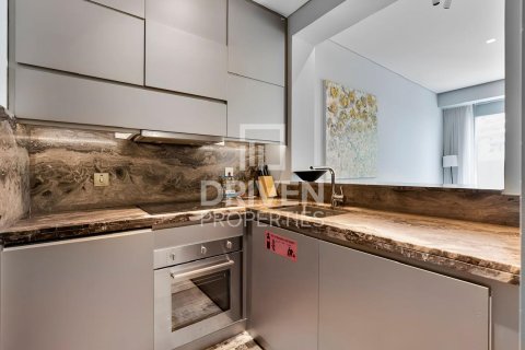 Apartamento en Damac Heights, Dubai Marina, Dubai, 1 dormitorio, 66.05 m², № 137160 - foto 9
