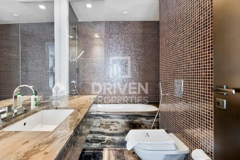 Apartamento en Damac Heights, Dubai Marina, Dubai, 1 dormitorio, 66.05 m², № 137160 - foto 14