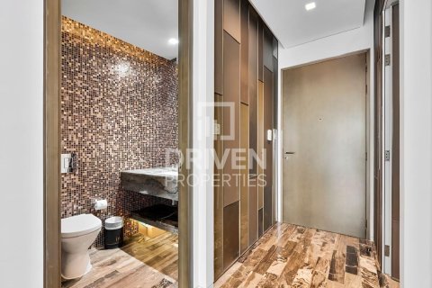 Apartamento en Damac Heights, Dubai Marina, Dubai, 1 dormitorio, 66.05 m², № 137160 - foto 13