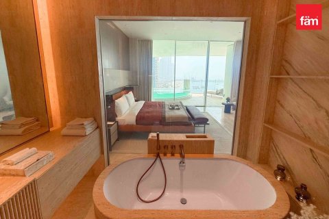 Apartment in Dubai Marina, Dubai 3 bedrooms, 297.5 sq.m. № 99929 - photo 15