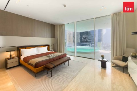 Apartment in Dubai Marina, Dubai 3 bedrooms, 297.5 sq.m. № 99929 - photo 20