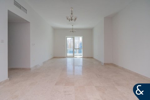 Apartment in KG Tower, Dubai Marina, Dubai 3 bedrooms, 258 sq.m. № 75658 - photo 2