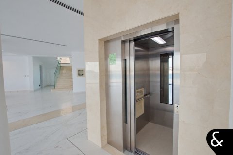 Купить виллу в Signature Villas, Пальма Джумейра, Дубай: 6 спален, 905м², № 75657 - фото 11