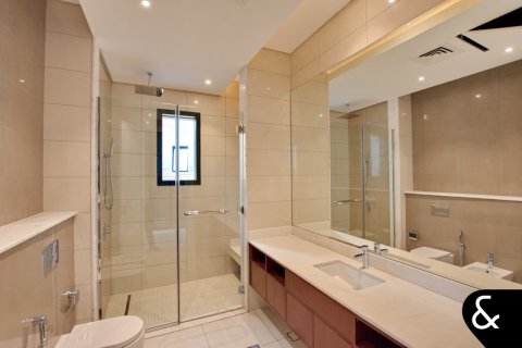 Купить виллу в Signature Villas, Пальма Джумейра, Дубай: 6 спален, 905м², № 75657 - фото 12