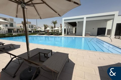 Купить виллу в Caya, Arabian Ranches 3, Дубай: 3 спальни, 328м², № 75659 - фото 13