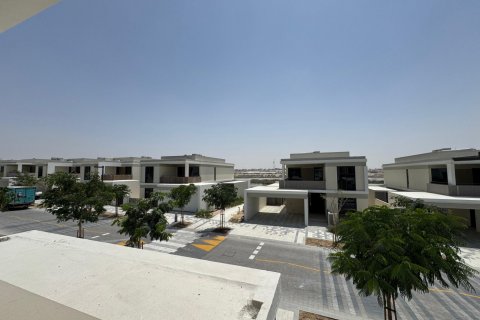 Villa en Tilal Al Ghaf, Dubai, 4 dormitorios, 454 m², № 104575 - foto 3