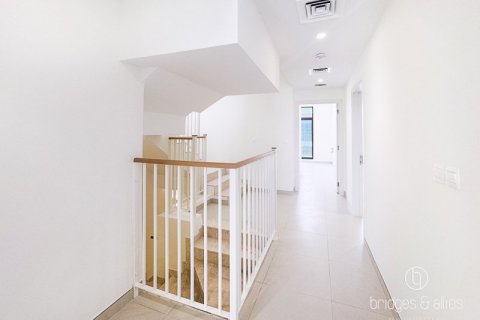 Villa in Dubai 3 bedrooms, 324.3 sq.m. № 78112 - photo 10