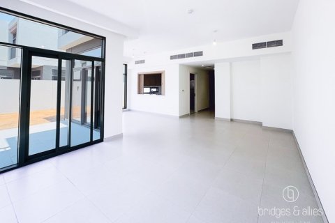 Villa in Dubai 3 bedrooms, 324.3 sq.m. № 78112 - photo 4