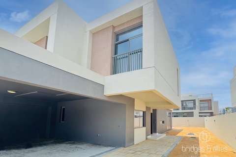 Villa in Dubai 3 bedrooms, 324.3 sq.m. № 78112 - photo 8