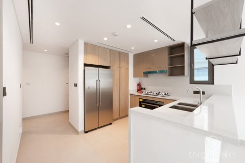 Villa en Dubai, 4 dormitorios, 143.9 m², № 78113 - foto 4