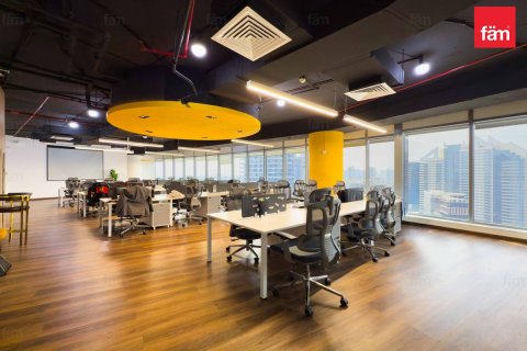 Oficina en Dubai, 69.4 m², № 77925 - foto 12