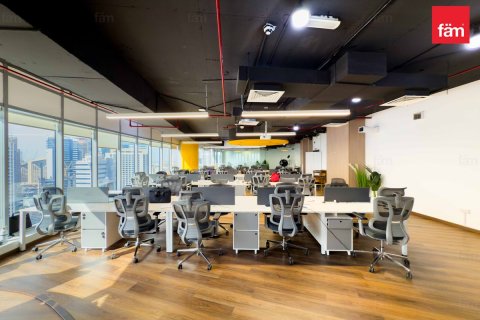 Oficina en Dubai, 69.4 m², № 77925 - foto 11