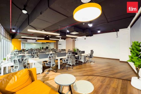 Oficina en Dubai, 69.4 m², № 77925 - foto 10