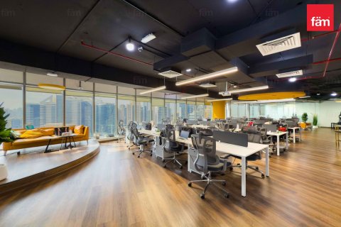 Oficina en Dubai, 69.4 m², № 77925 - foto 5