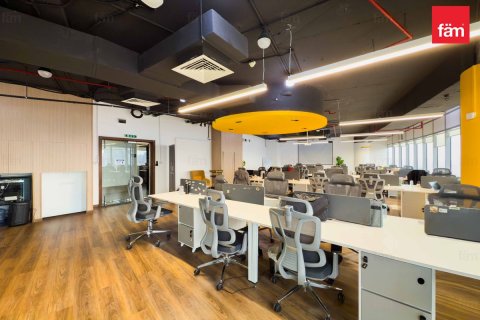 Oficina en Dubai, 69.4 m², № 77925 - foto 2