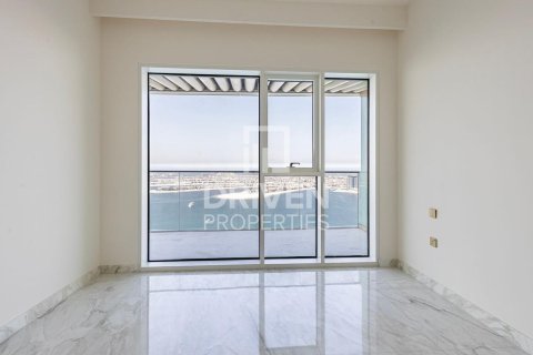 Снять в аренду квартиру в EMAAR Beachfront, Dubai Harbour, Дубай: 4 спальни, 254м², № 20881 - фото 17