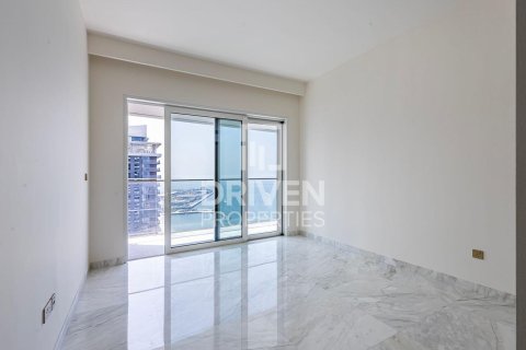 Снять в аренду квартиру в EMAAR Beachfront, Dubai Harbour, Дубай: 4 спальни, 254м², № 20881 - фото 20