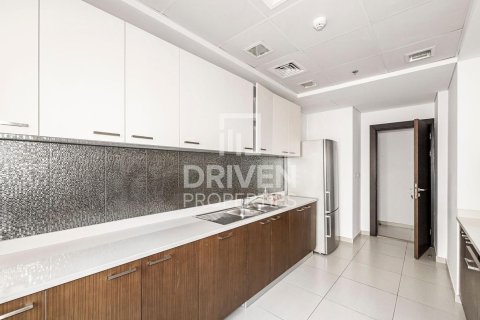 Appartement à Umm Al Sheif, Dubai, 2 chambres, 112 m², № 20874 - photo 3