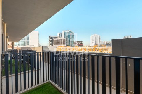 Apartment in Belgravia, Jumeirah Village Circle, Dubai 2 bedrooms, 99 sq.m. № 20872 - photo 1