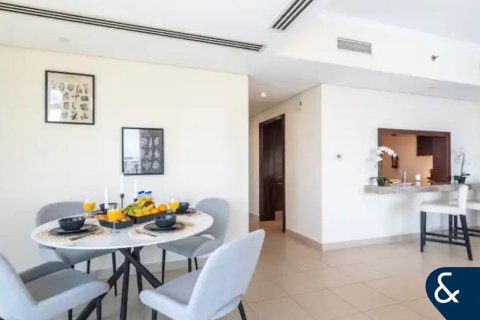 Appartement à BURJ VIEWS à Downtown Dubai (Downtown Burj Dubai), Dubai, 1 chambre, 90 m², № 79358 - photo 1