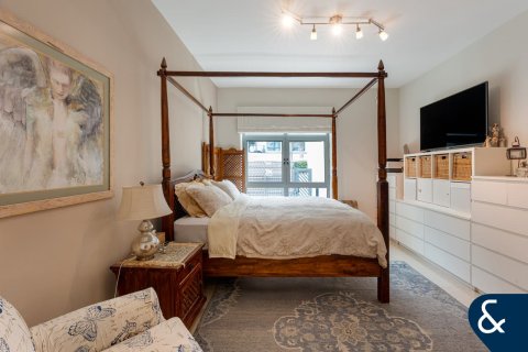 Apartamento en The Views, Dubai, 2 dormitorios, 181 m², № 79342 - foto 15