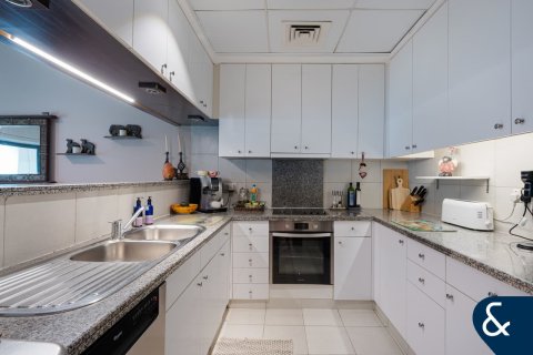 Apartamento en The Views, Dubai, 2 dormitorios, 181 m², № 79342 - foto 6