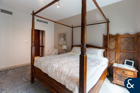 Apartamento en The Views, Dubai, 2 dormitorios, 181 m², № 79342 - foto 16