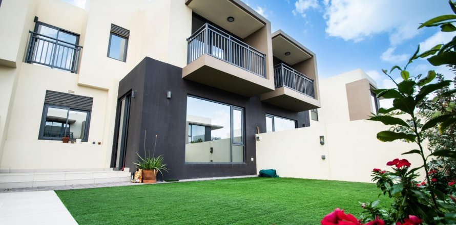 Вилла в Дубай Хилс Эстейт, Дубай, 3 спальни, 285м², № 98072