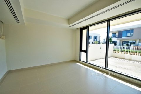 Villa in Dubai Hills Estate, Dubai 3 bedrooms, 285 sq.m. № 98072 - photo 6