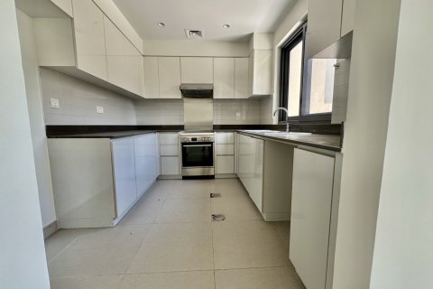 Снять в аренду виллу в Дубай Хилс Эстейт, Дубай: 3 спальни, 285м², № 98072 - фото 14