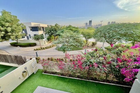 Villa en Dubai Hills Estate, Dubai, 5 dormitorios, 278 m², № 98062