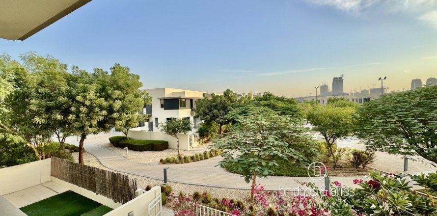 Villa en Dubai Hills Estate, Dubai, 5 dormitorios, 278 m², № 98062