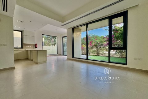 Villa en Dubai Hills Estate, Dubai, 5 dormitorios, 278 m², № 98062 - foto 3