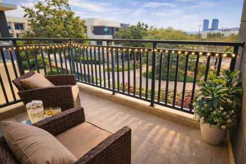 Villa in Dubai Hills Estate, Dubai 5 bedrooms, 278 sq.m. № 98062 - photo 3