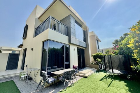Villa en Dubai Hills Estate, Dubai, 4 dormitorios, 202 m², № 98063 - foto 3