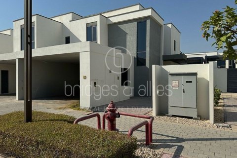 Villa in Dubai Hills Estate, Dubai 4 bedrooms, 272 sq.m. № 98074 - photo 13
