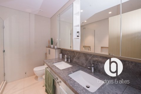 Apartment in Downtown Dubai (Downtown Burj Dubai), Dubai 2 bedrooms, 115 sq.m. № 98071 - photo 9