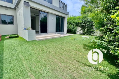 Villa in Dubai Hills Estate, Dubai 4 bedrooms, 294 sq.m. № 98073 - photo 6