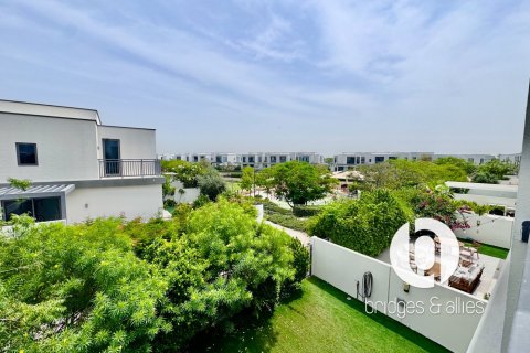 Villa in Dubai Hills Estate, Dubai 4 bedrooms, 294 sq.m. № 98073 - photo 13
