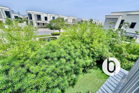 Villa in Dubai Hills Estate, Dubai 4 bedrooms, 294 sq.m. № 98073 - photo 27