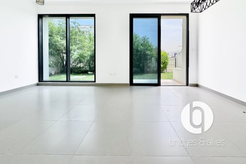 Villa in Dubai Hills Estate, Dubai 4 bedrooms, 294 sq.m. № 98073 - photo 20