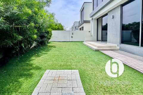 Villa in Dubai Hills Estate, Dubai 4 bedrooms, 294 sq.m. № 98073 - photo 5