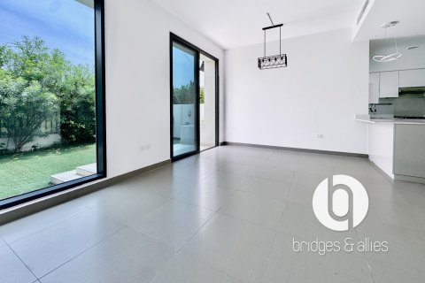 Villa in Dubai Hills Estate, Dubai 4 bedrooms, 294 sq.m. № 98073 - photo 22