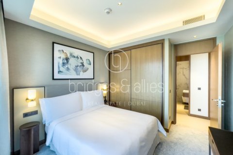 Apartment in Downtown Dubai (Downtown Burj Dubai), Dubai 3 bedrooms, 156 sq.m. № 98070 - photo 12
