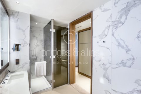 Apartment in Downtown Dubai (Downtown Burj Dubai), Dubai 3 bedrooms, 156 sq.m. № 98070 - photo 14