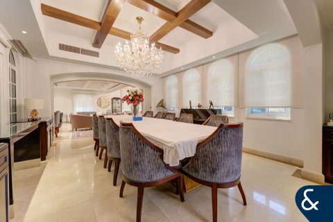 Villa en The Villa, Dubai, 6 dormitorios, 780 m², № 78842 - foto 4