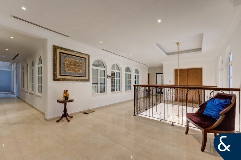 Villa en The Villa, Dubai, 6 dormitorios, 780 m², № 78842 - foto 7