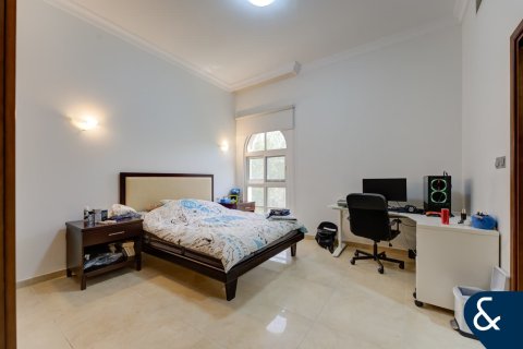 Villa en The Villa, Dubai, 6 dormitorios, 780 m², № 78842 - foto 11