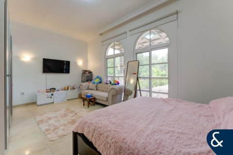 Villa en The Villa, Dubai, 6 dormitorios, 780 m², № 78842 - foto 13